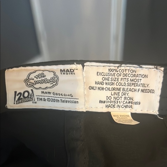 Mad Engine Lisa Simpson Hat - Picture 2 of 3